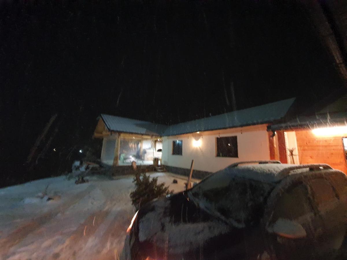 ホテル Casa Axa Paraul Carjei エクステリア 写真